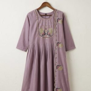mauve colour kurthi set
